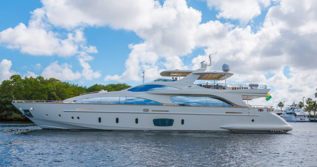 105 Azimut Flybridge