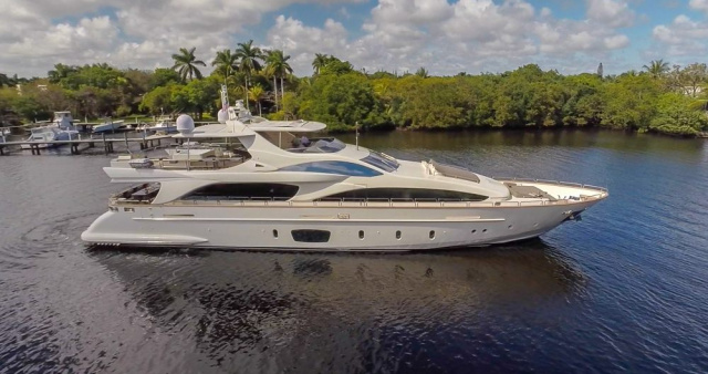 105 Azimut Flybridge