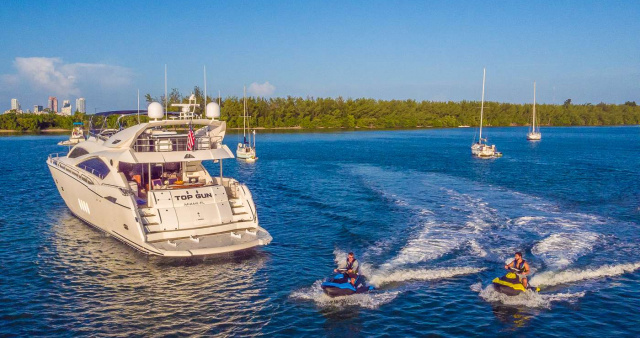 82 Sunseeker Predator Flybridge