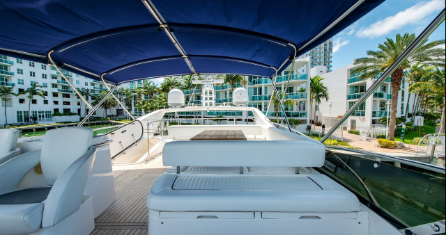 75 Sunseeker Manhattan Flybridge