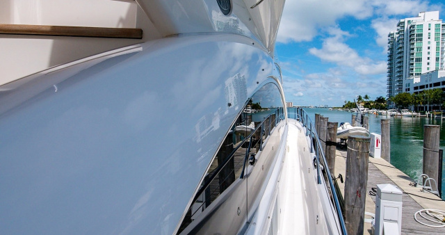 75 Sunseeker Manhattan Flybridge