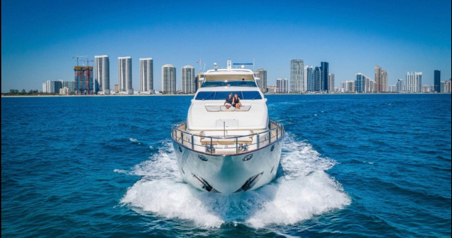 116 Azimut Flybridge