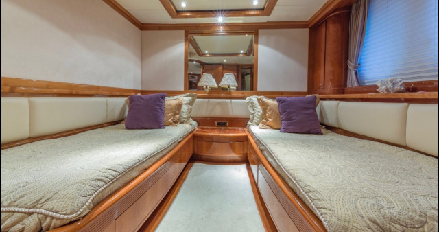 116 Azimut Flybridge