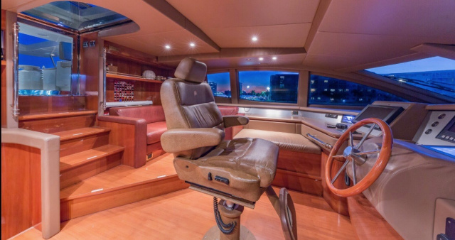 116 Azimut Flybridge