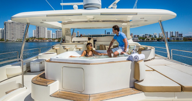 116 Azimut Flybridge