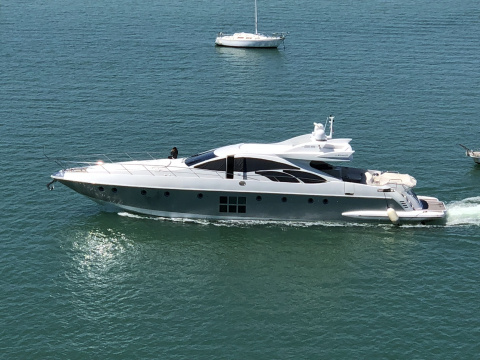 86 Azimut S