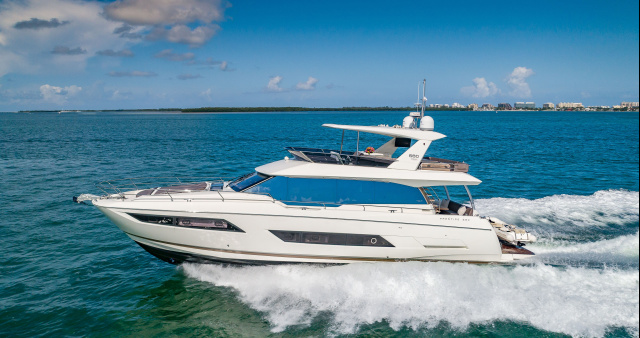 70 Prestige Flybridge